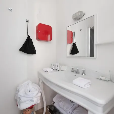 Apartament G House