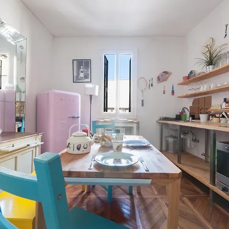 Apartament G House